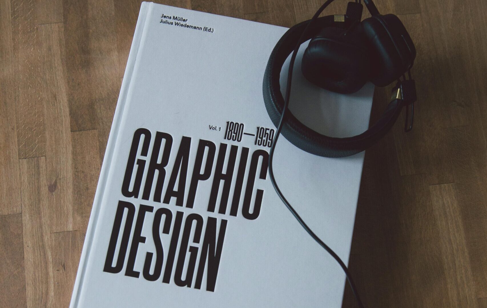 Prinsip Dasar Graphic Design